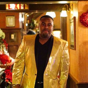 Meet your Posher, Quincy